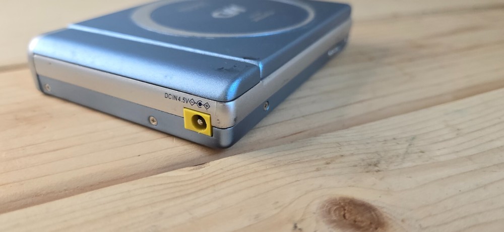 Matric PMD-201 / Fuze PMD-FX1 Minidisc player - Tested Working - Player Only
