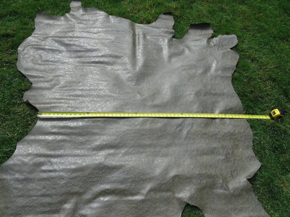 Exquisite Edelman embossed leather - 1 Hide