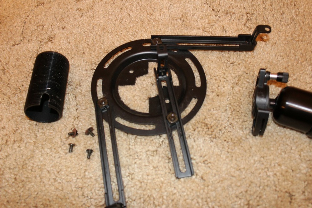 Projector Mount Universal Projector Ceiling Mount Bracket for LCD/DLP Projector