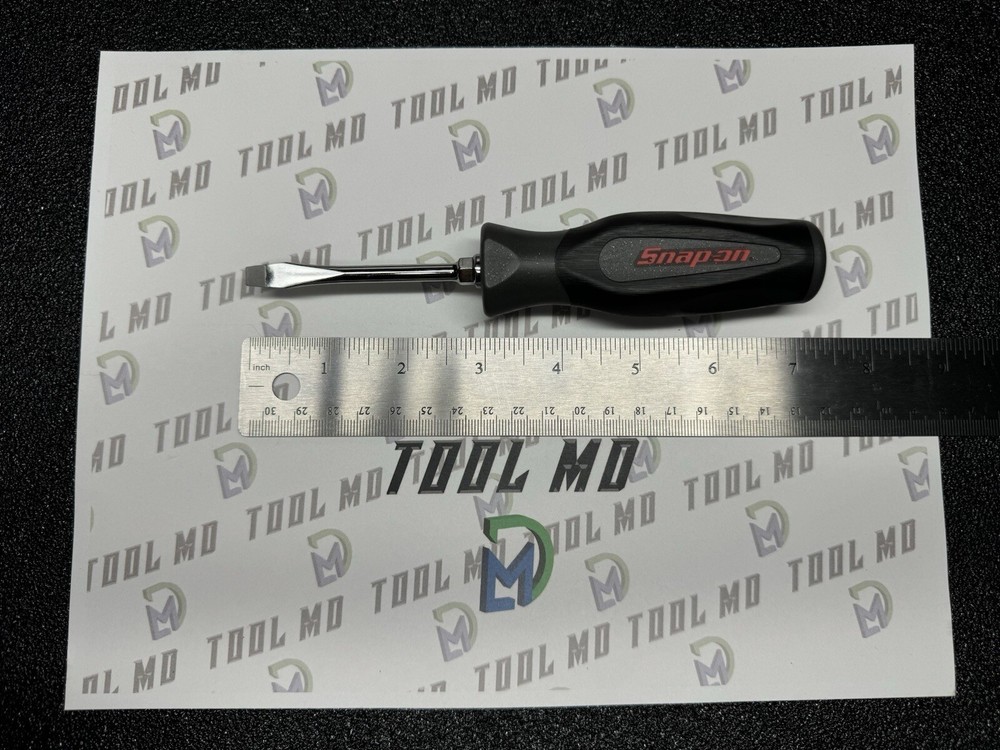 Snap-on Tools NEW DARK TITANIUM 7/32" Tip Soft Grip Flat Head Screwdriver SGD2B
