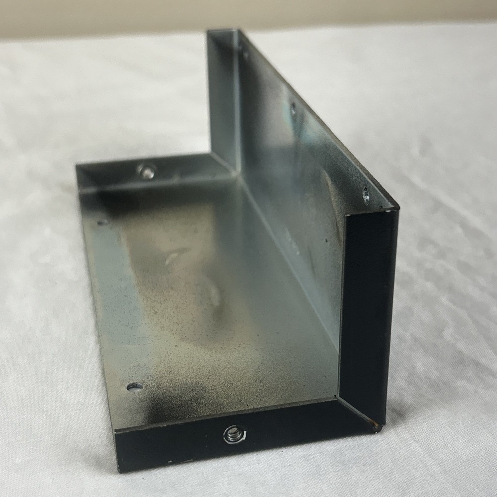 Heathkit AA-1640 Metal Corner