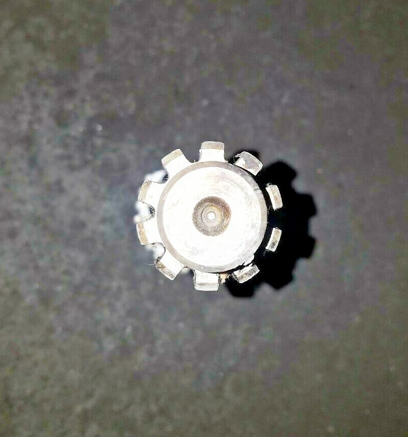 MAIN DRIVE GEAR SHAFT