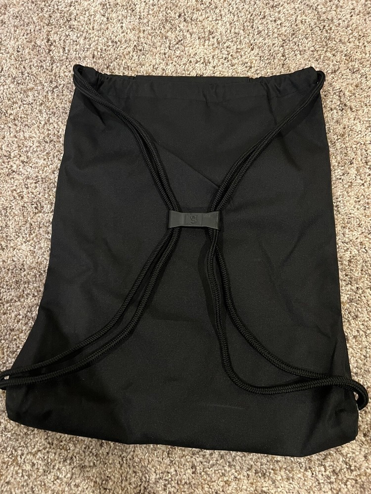 Geckobrands Drawstring backpack Brand New!