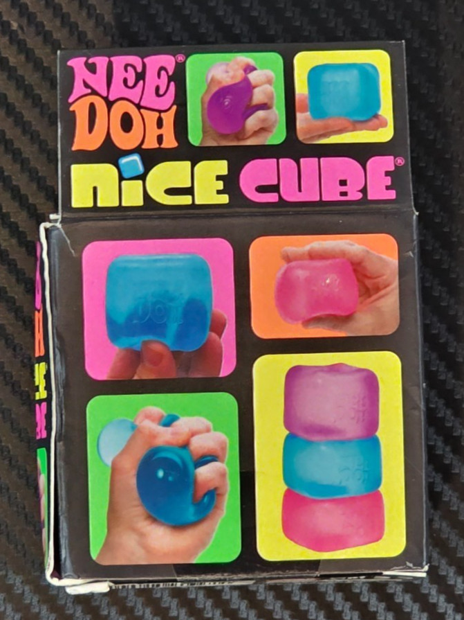 Schylling NeeDoh Nice Cube Super Solid Squish Pink