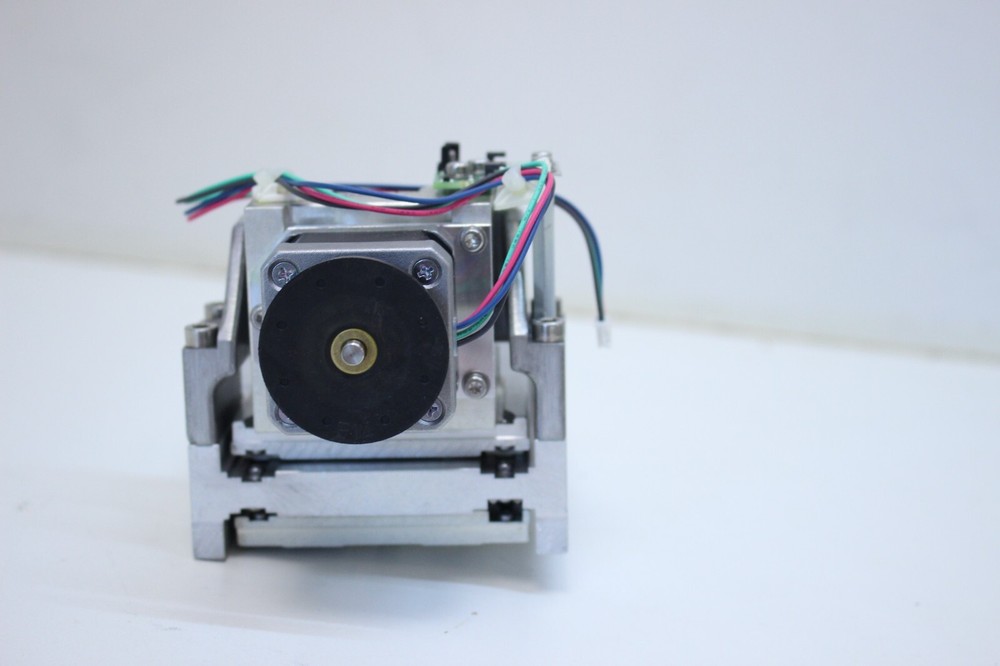 Zeiss microscope single axis positioner Stepper Motor vexta c9435-9012k