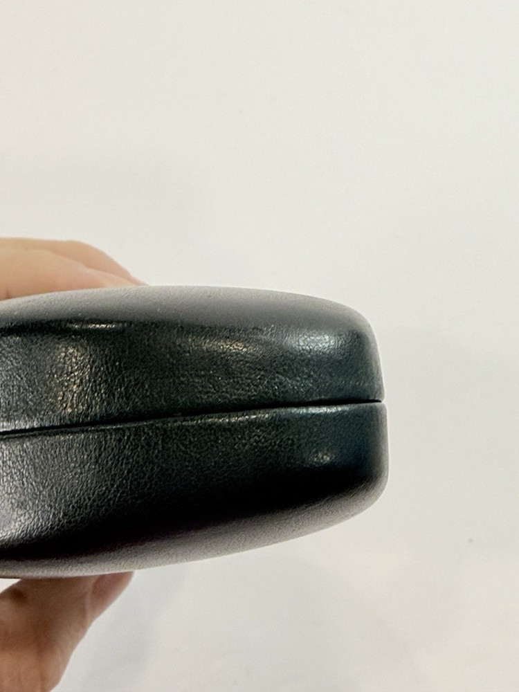 Ray-Ban Sunglasses Case Black Hard Shell Clamshell Eyeglass Case Replacement