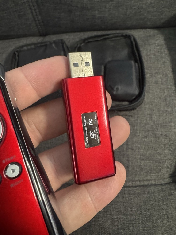 Satechi Smart Pointer Pro SP401T Chrome 2.4Ghz Wireless Presenter Remote