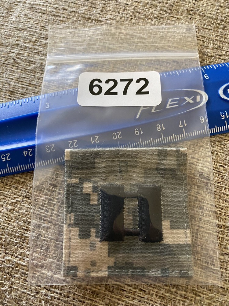 US Army Captain CPT O-3 Rank ACU Hook / Loop Pattern Military Patch INV6272
