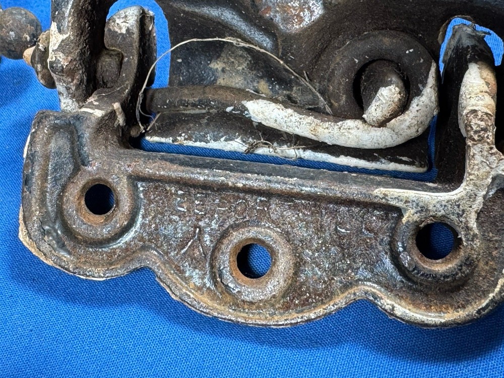 4 Different Spring Loaded Hinges, Full Working Condition, Screen Door Hardware