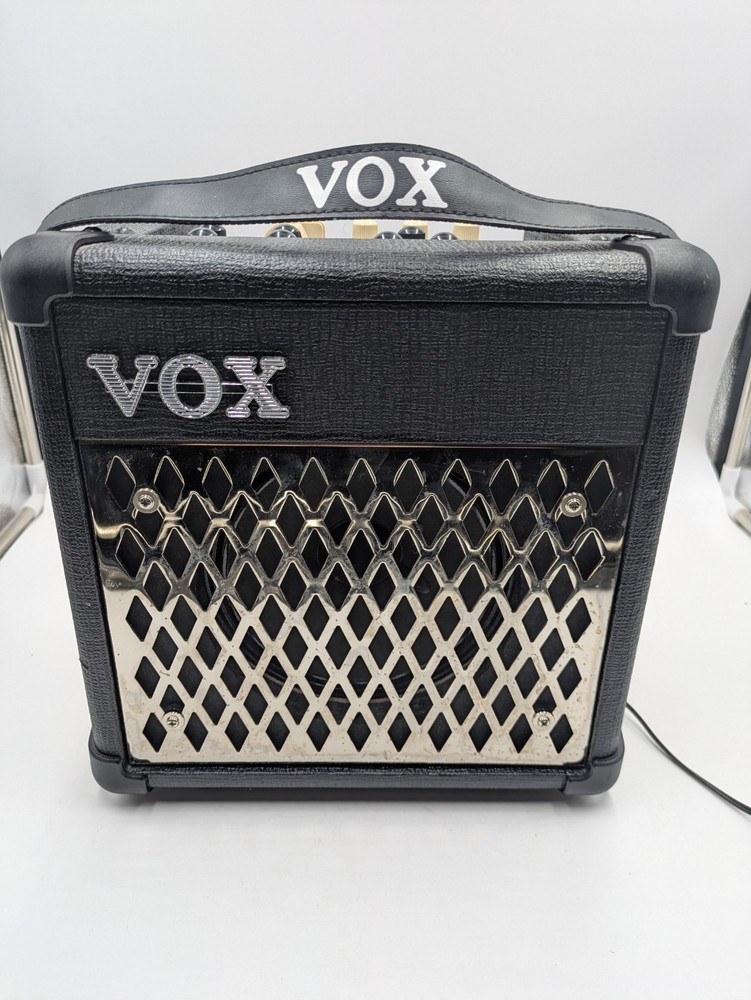 VOX MINI5 Rhythm Modeling Amplifier w/Power Supply.Great Condition.