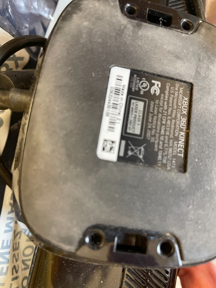 XBox 360 player with kinect sensor bar, 4 complete starter pack sets, PLUS