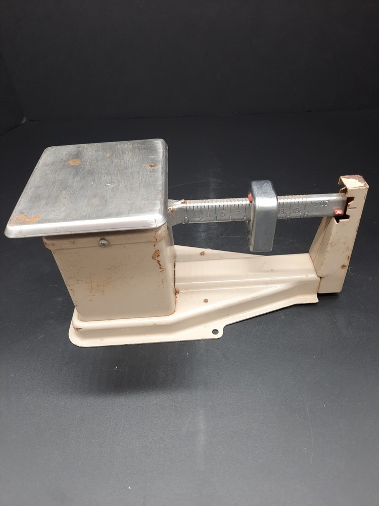 Vintage 1982 USPS Metal 16 Oz Postage Scale