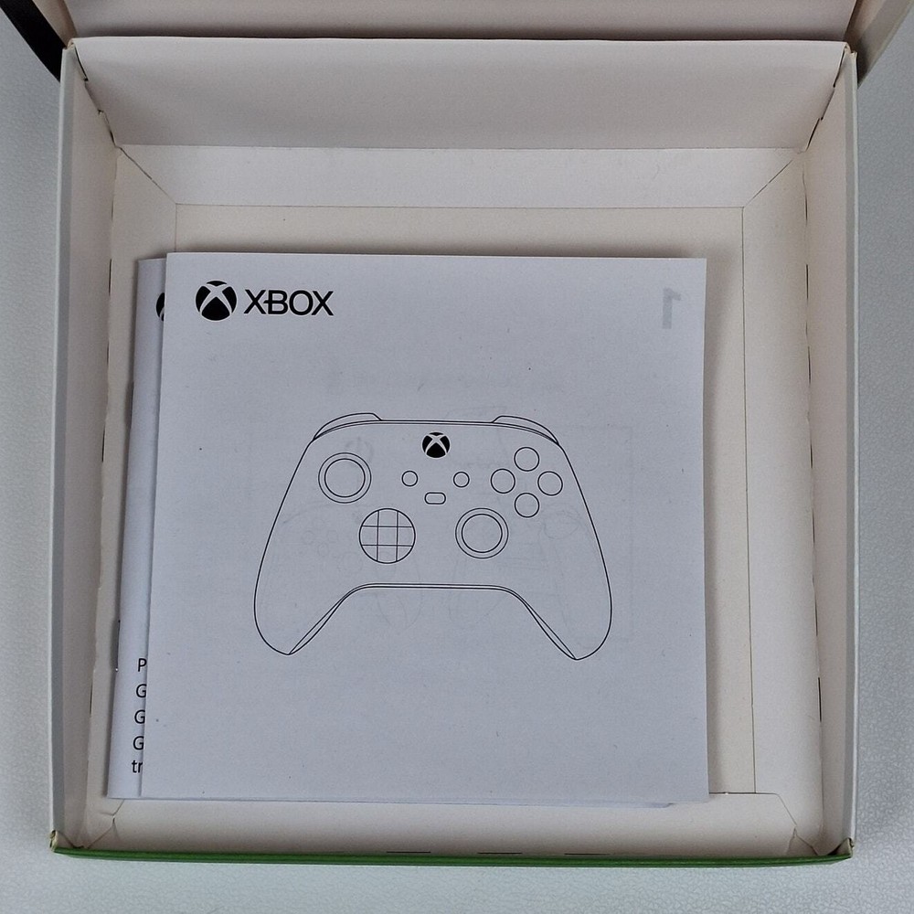 Microsoft Xbox Wireless Controller Box (Carbon Black)