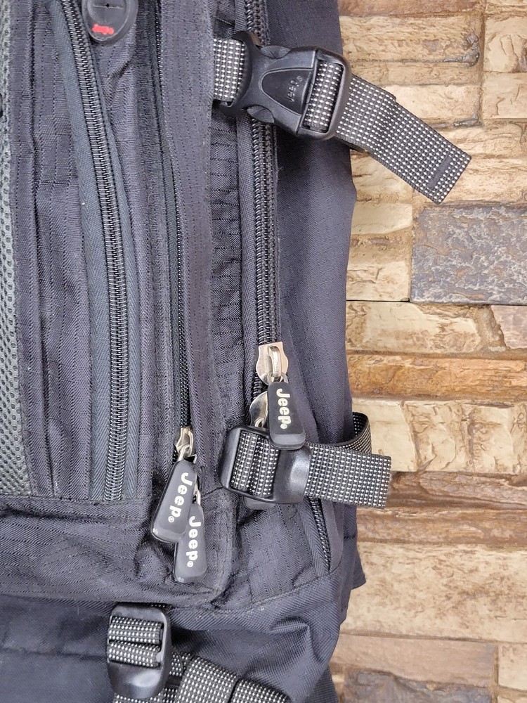 2012 Jeep Rugged Backpack with Waist Buckle and Handle
