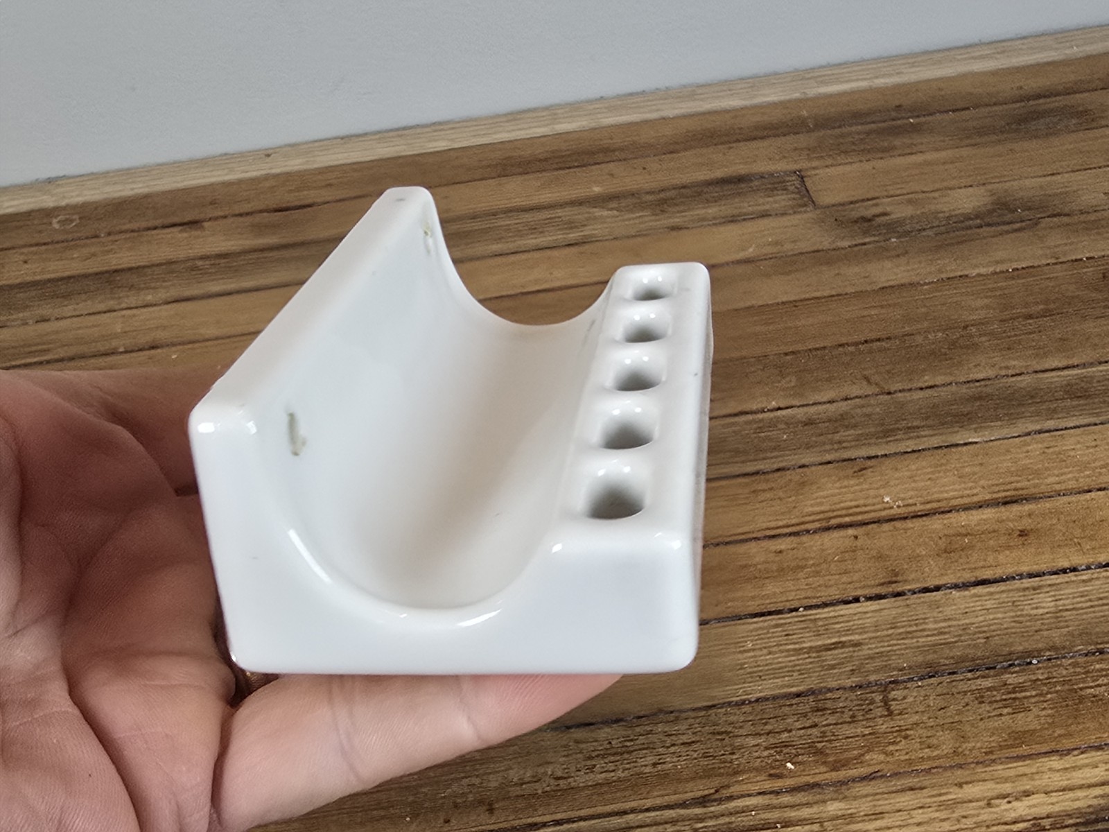 Antique Vintage Porcelain Wall Mount Bathroom Toothbrush/Paste Holder Farmhouse