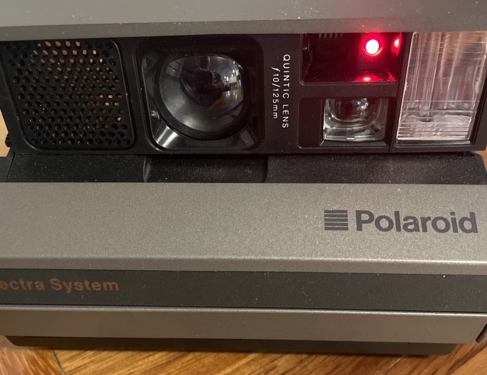 Vintage Polaroid Spectra Sysyem Camera ~ Powers On