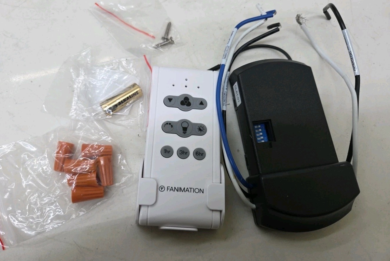 Fanimation CR500 Fan and Light Remote Control - White With Battery Genuine