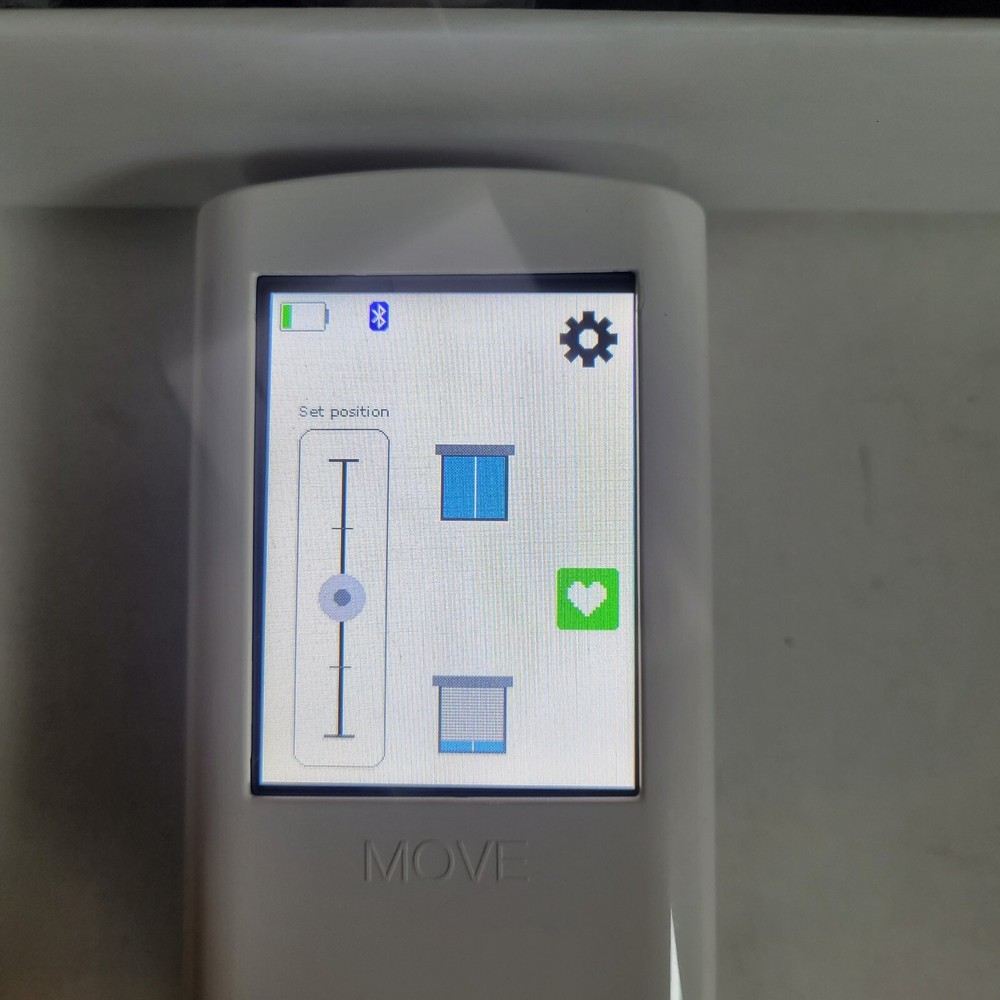 Move brand blinds controller iPhone or android