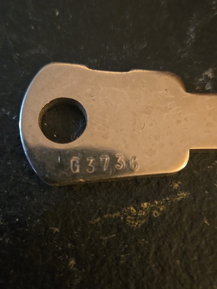 GREENWALD SENTINEL KEY CODED G3736 (3D5)