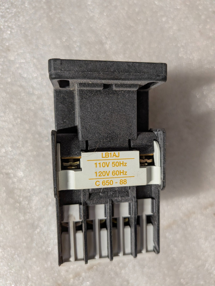 GE Contactor CLOOA310TJ