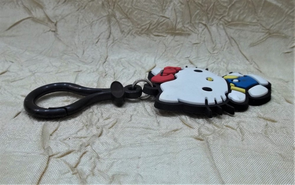 Hello Kitty Rubber Key Ring with Clip Keychain