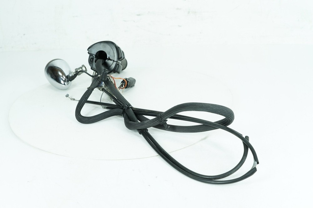 09 Harley Dyna Super Glide Custom OEM Right Engine Start Kill Switches Controls