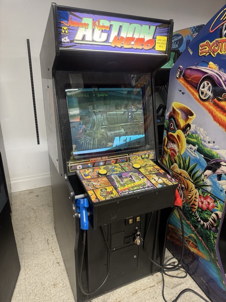 JOHNNY NERO ARCADE MACHINE by I.C.E. 2004