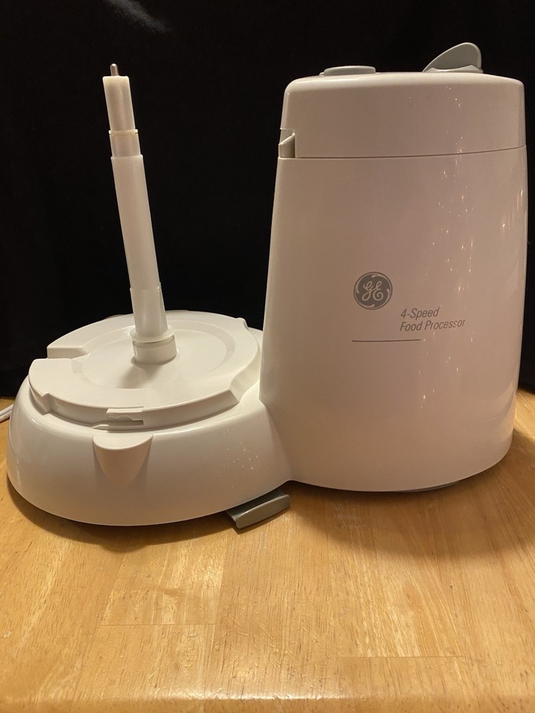 GE General Electric 4 Speed Food Processor Model 106622F ~ Replacement Base ONLY