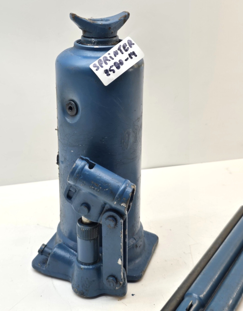 Mercedes Sprinter 2500 2012-2014 Bottle Jack and Tools A9035800018 OEM