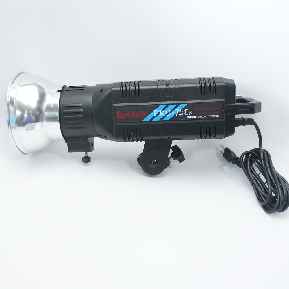 BRITEK PRO 750N PROFESSIONAL STUDIO FLASH