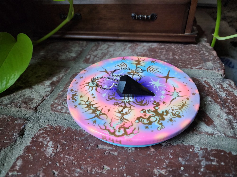Coaster Pendulum Crystal Board