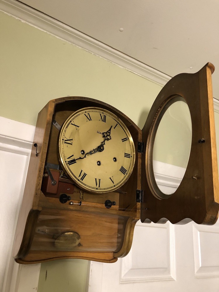 1970s German Heco wall clock /key