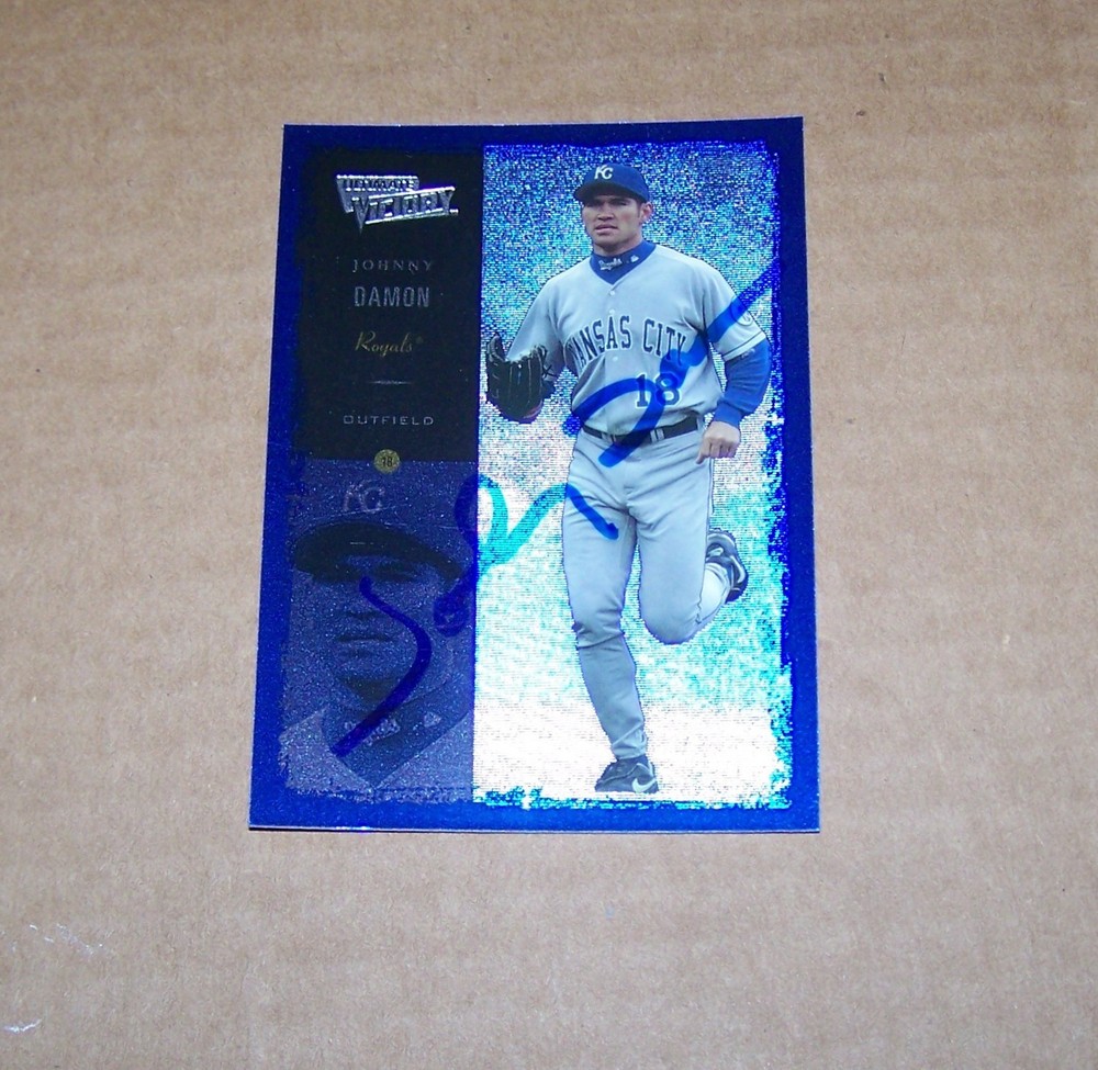 Johnny Damon  Signed Autograph Card   H3