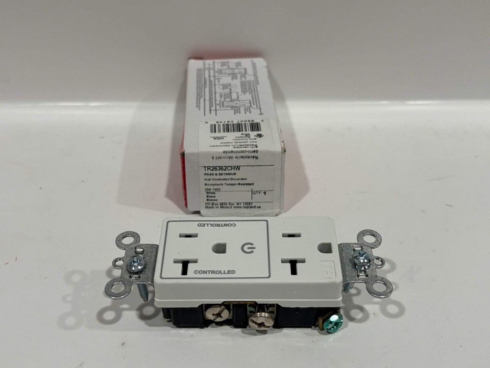 8PK Legrand TR26362CHW Plug Load Ctrl Receptacle 20A, White