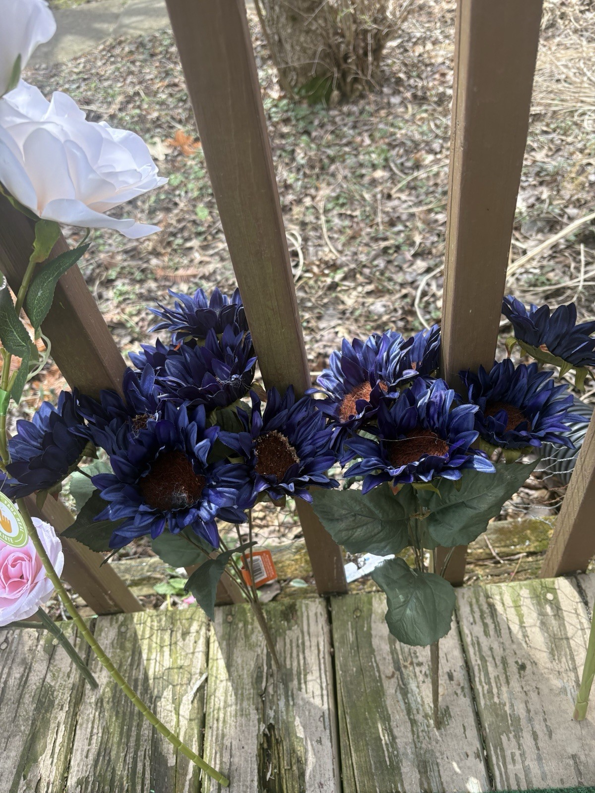 Mega Lot 500+ Artificial Silk Real Touch Assorted Flowers Bulk Weddings Crafts