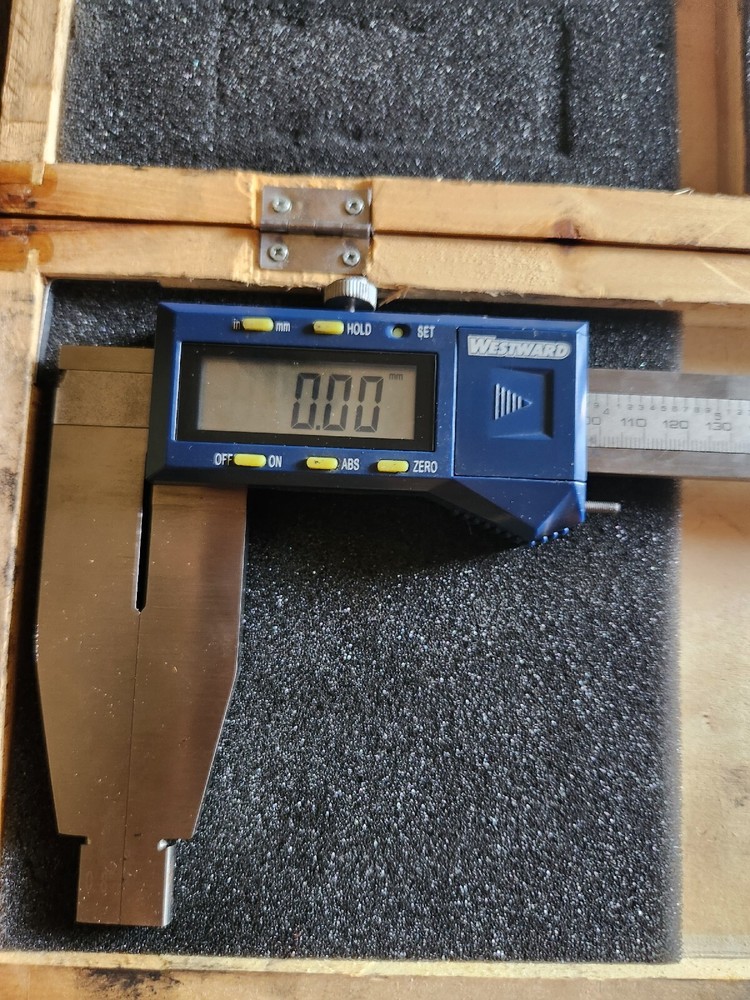 Westward 24 Inch Digital Caliper