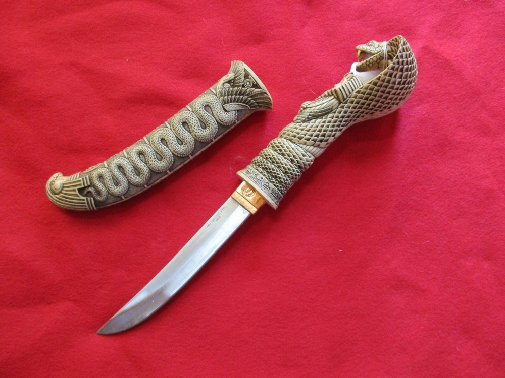 COBRA DAGGER WITH AWSOME DESIGNED SHEATH #WHA-0424*08343