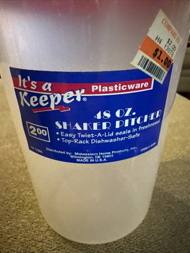 Vintage It’s A Keeper Plasticware 48oz Shaker Pitcher (JL)