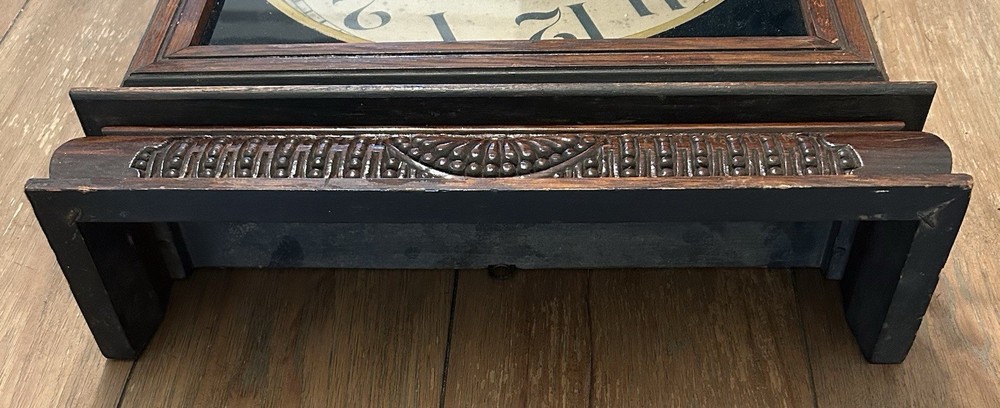 ANTIQUE LARGE INGRAHAM REGULATOR WALL CLOCK. UNTESTED.