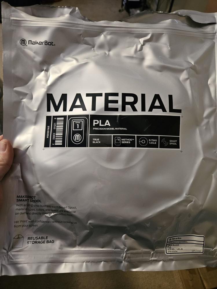 MAKER BOT MAKERBOT METHOD X 3D PRINTER, OPEN BOX NEVER USED, Filtration included