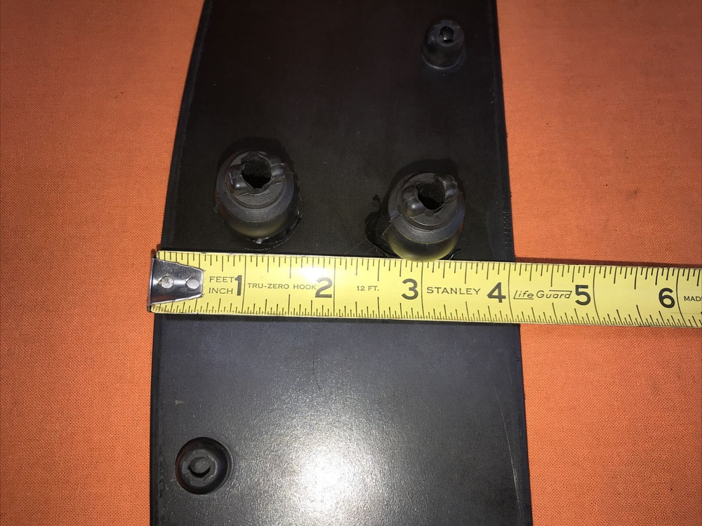 HARLEY-DAVIDSON GENUINE STREAMLINER FLOORBOARD RUBBER INSERT-RIGHT SIDE ONLY!