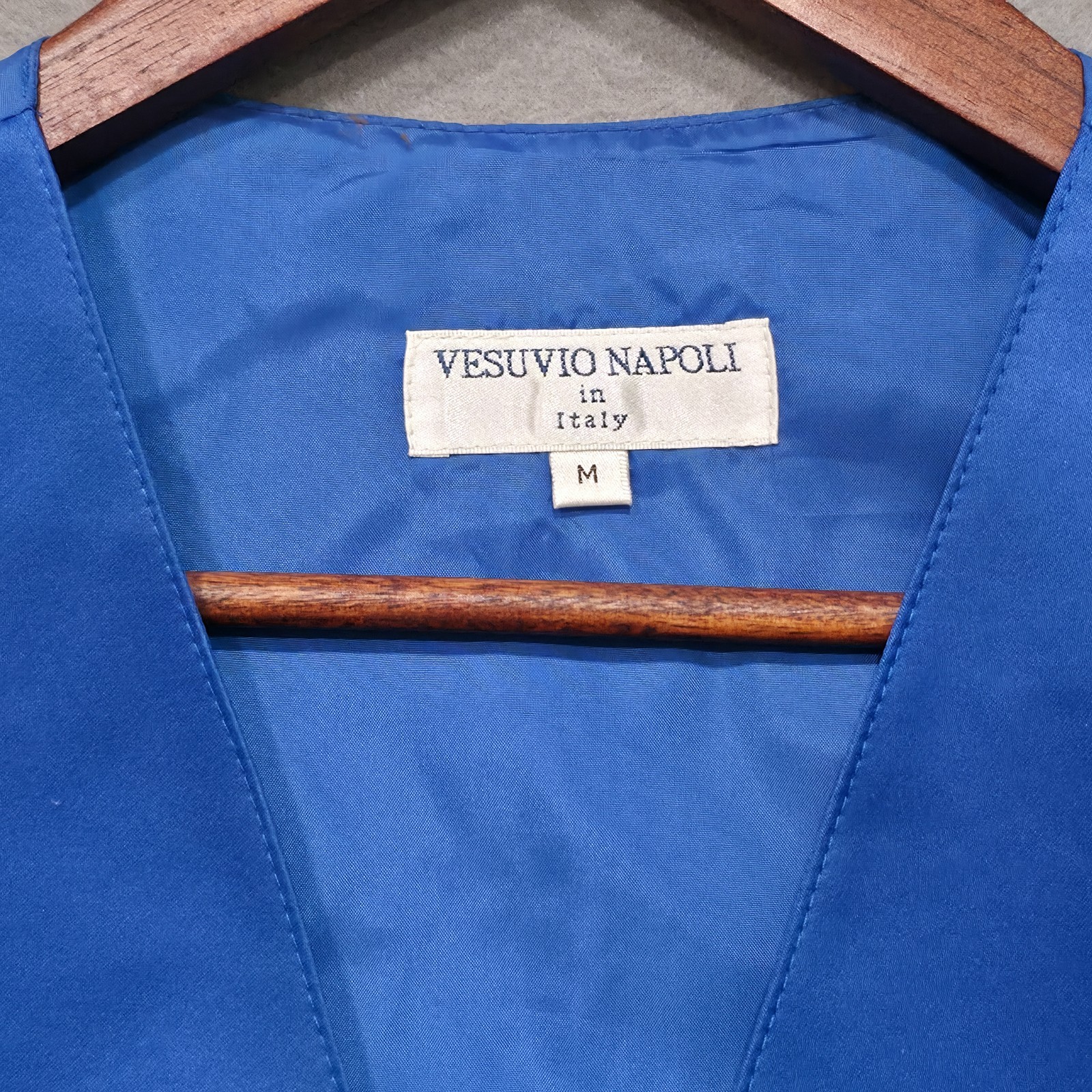 Vesuvio Napoli in Italy Men's Blue Tuxedo Vest Size Medium