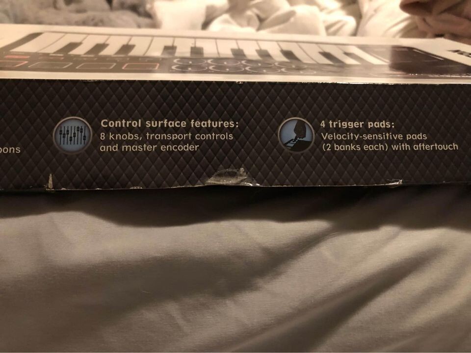 Samson Graphite M25 USB MIDI Controller 25-Key Keyboard