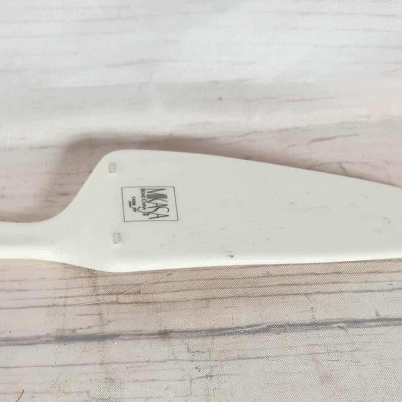 Mikasa Cake Server Pie Spatula White Floral Handle