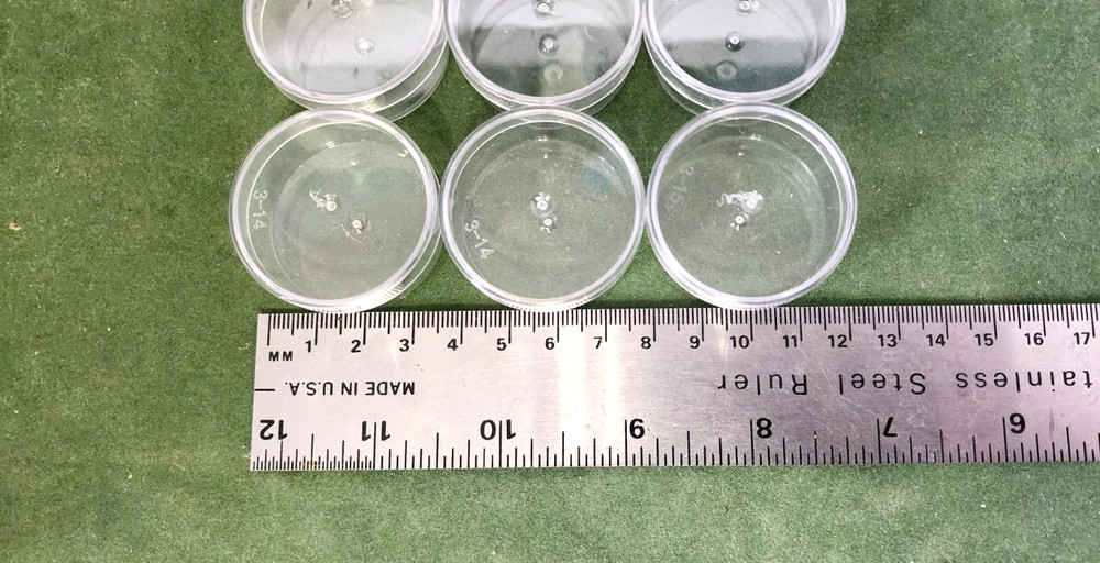 9 Round Acrylic Containers