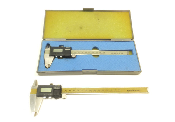 Mitutoyo Digimatic Caliper CD-15 CD-20 Measuring Range 150mm 200mm 2set