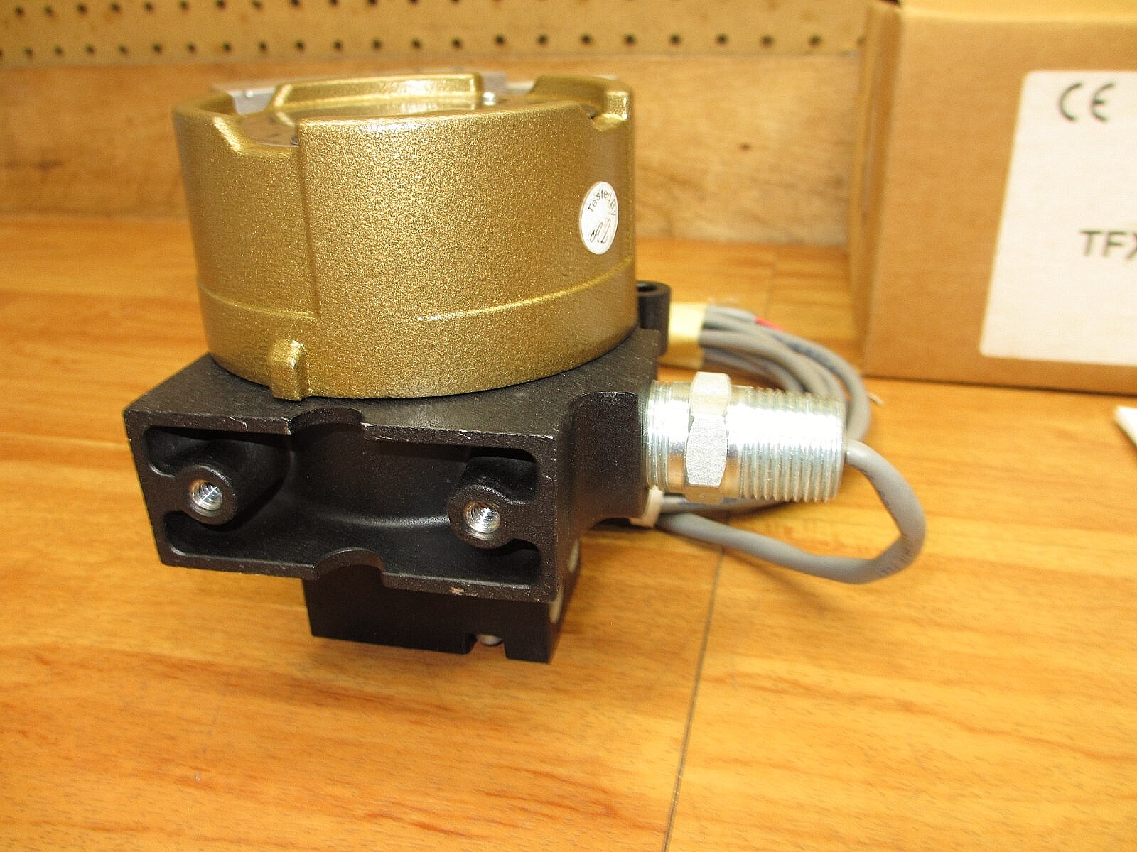 Fairchild TFXI7800-403EN *NEW* Explosion Proof I/P Transducer 6-30 PSIG