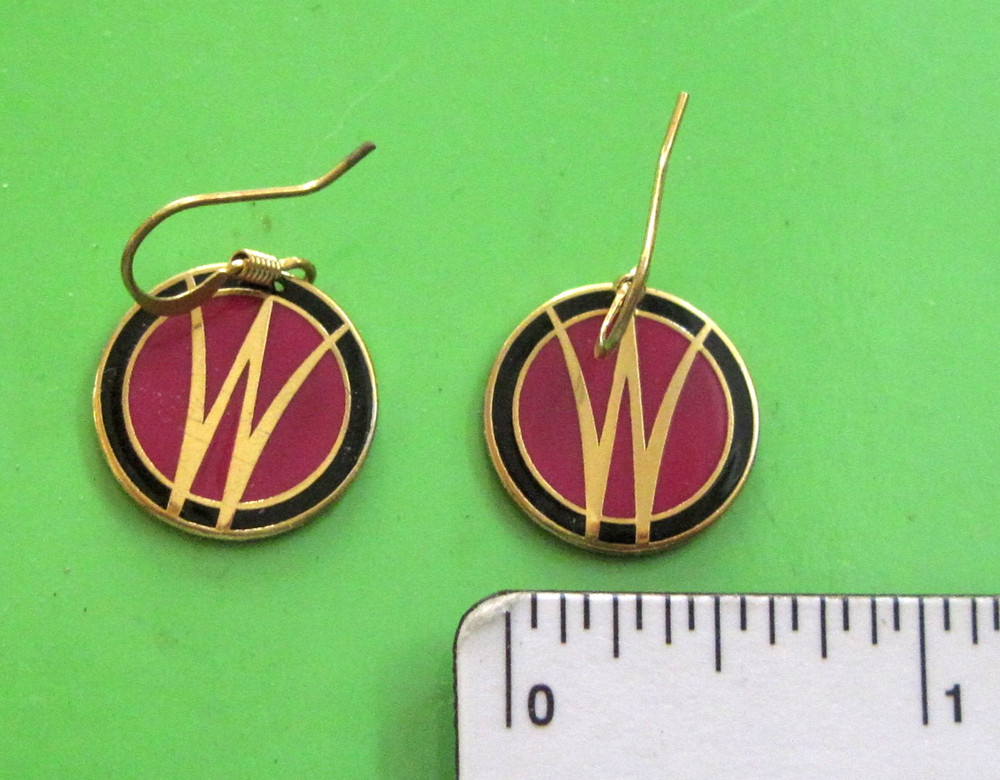W WILLYS- earrings , ear rings GIFT BOXED