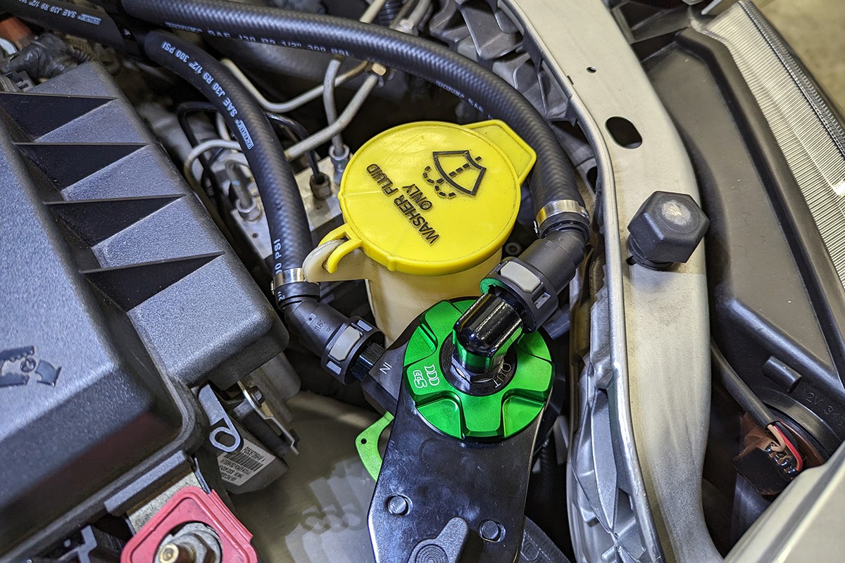 CCS Oil Catch Can Kit for 05-10 Dodge Mopar 6.1L Hemi Cars