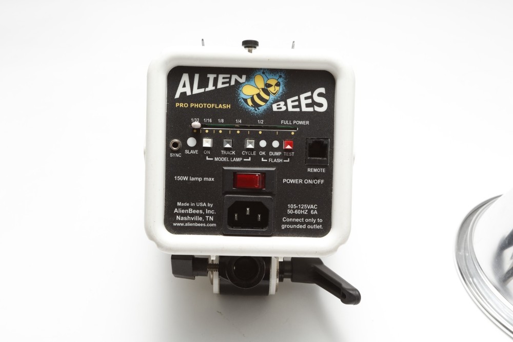 White Alien Bees B800 STUDIO Light 320WS Studio Flash MONOLIGHT!! WORKS!!!